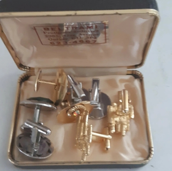 Vintage Lot of 4 Pairs Gold Tone Cuff Links - Picture 1 of 8